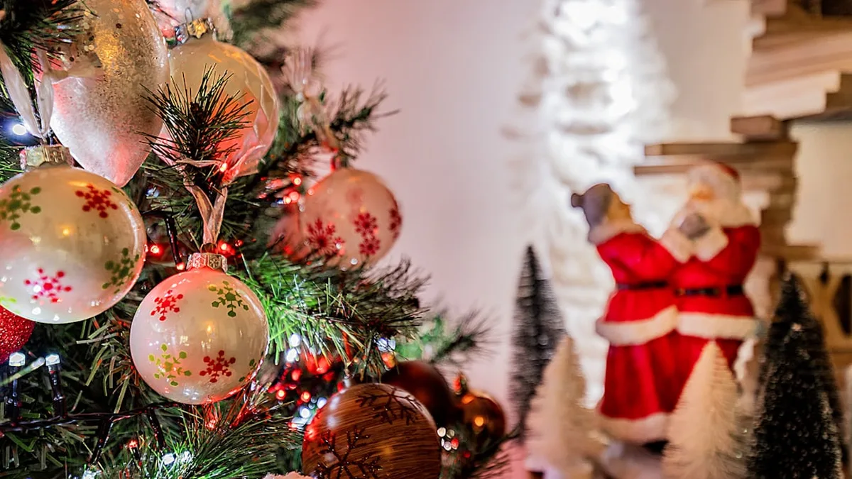 Enfant qui ne croit plus au Père Noël : garder la magie du petit